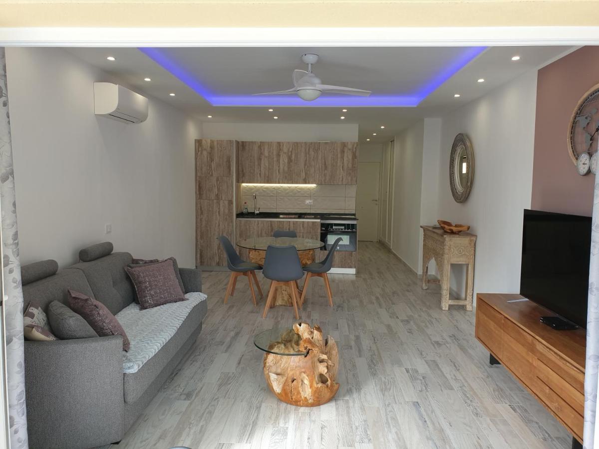 Apartment Mareverde 2h8 *